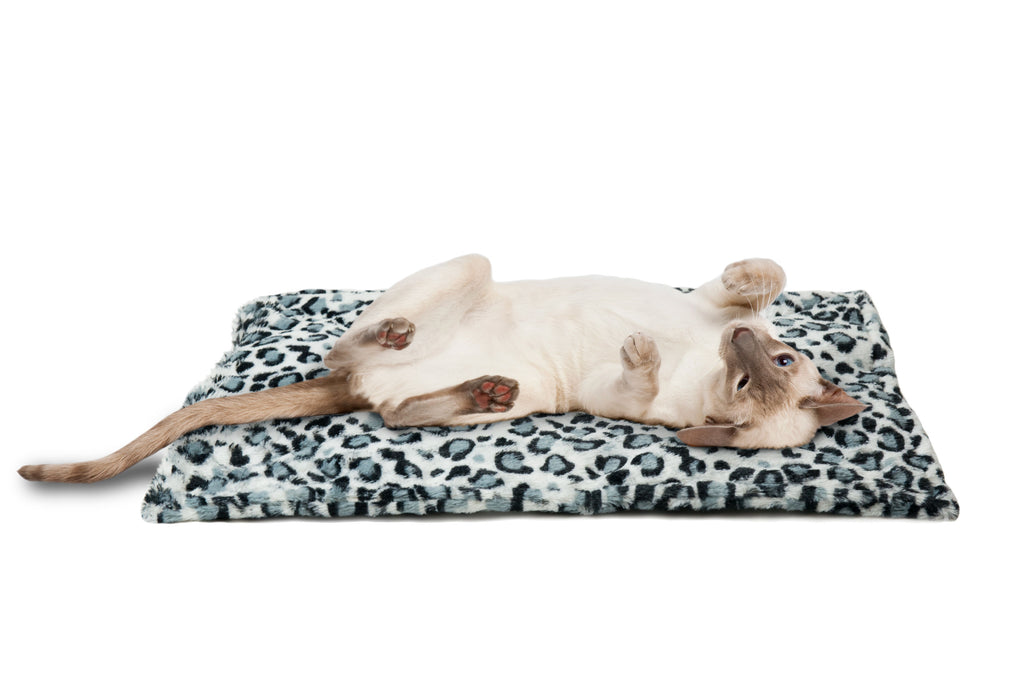ThermaNAP™ Faux Fur Self-Warming Pet Bed Mat — Furhaven Pet Products